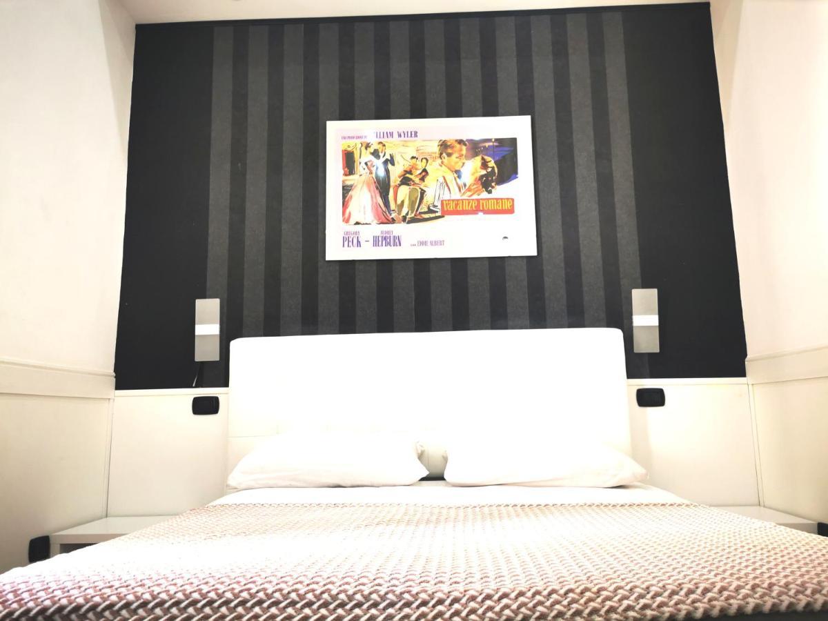 Bed and Breakfast Cinema House 2 à Rome Extérieur photo